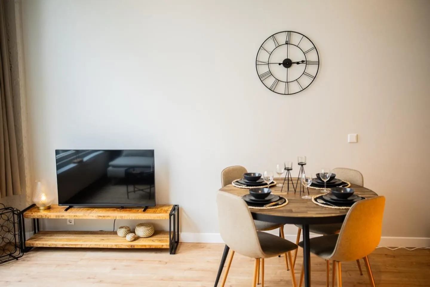 Creative 3 Bedroom Apartment 79M2 -Bsh25- Rotterdam